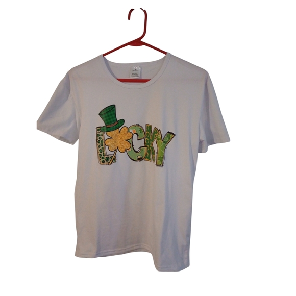 Tops - St. Patrick's Day Novelty "Lucky" T-Shirt Festive Holiday Leprechaun Hat Comfy